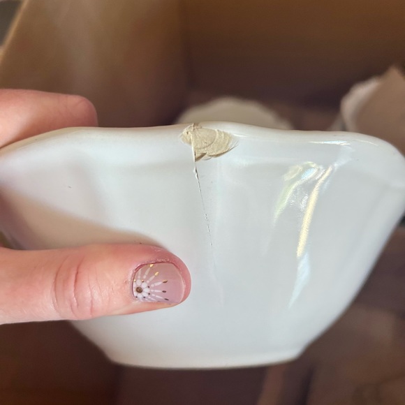 Pottery Barn Leila Dish set - Picture 4 of 8